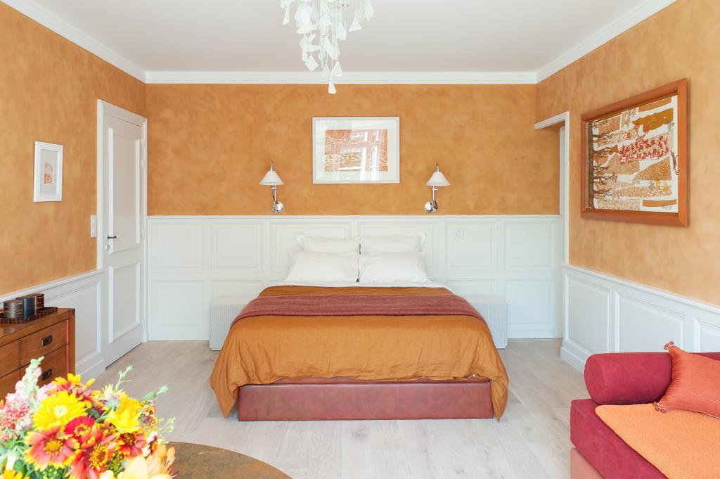 Rust-Colored Suite with Private Hammam,157048968:JPEG